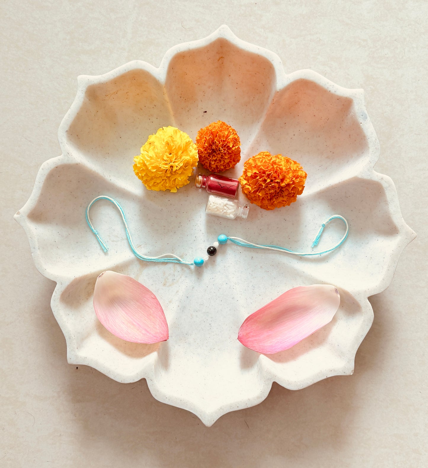 DIVYATRAYA GEMSTONE RAKHI