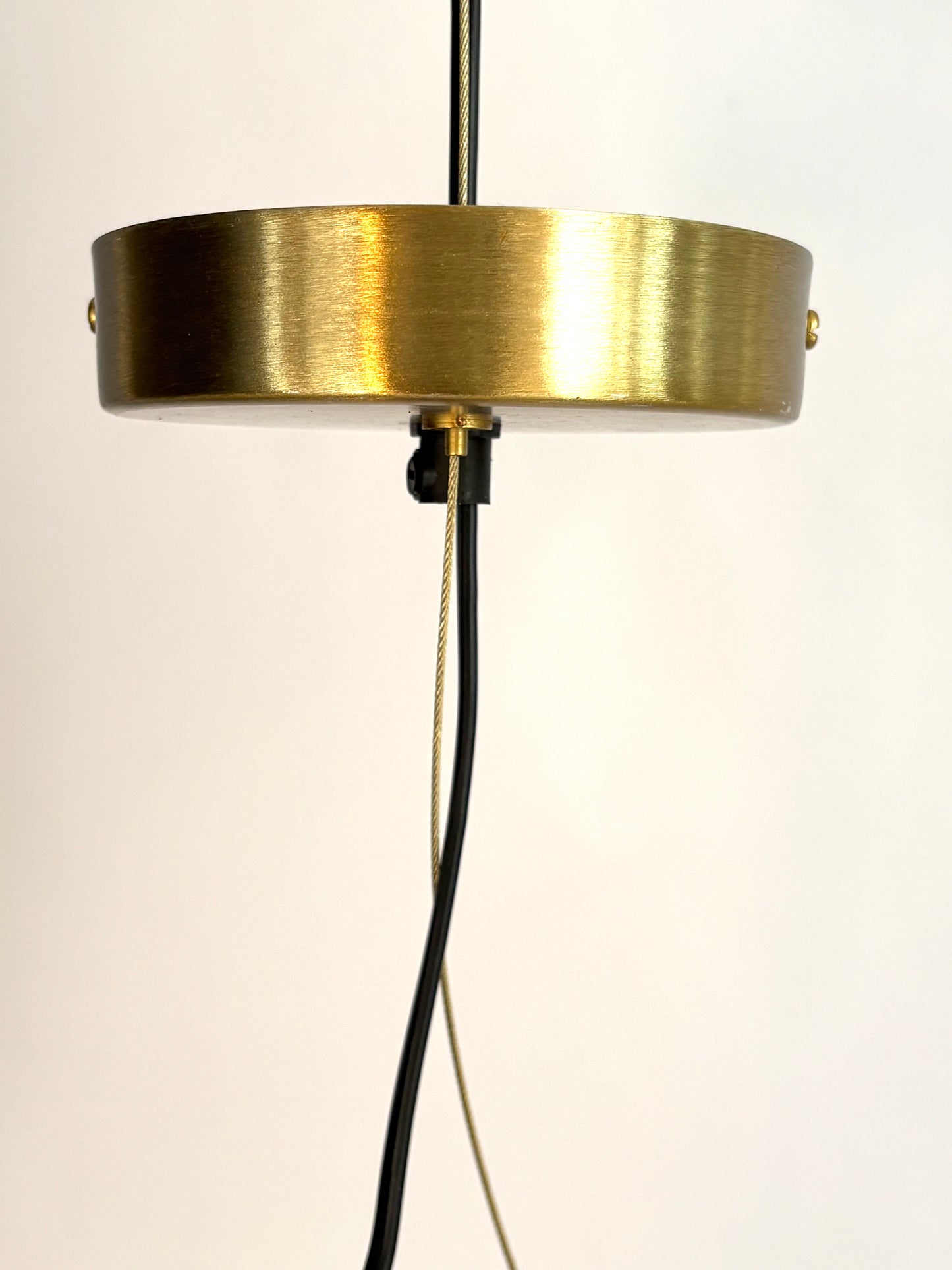 HALO PENDANT LAMP