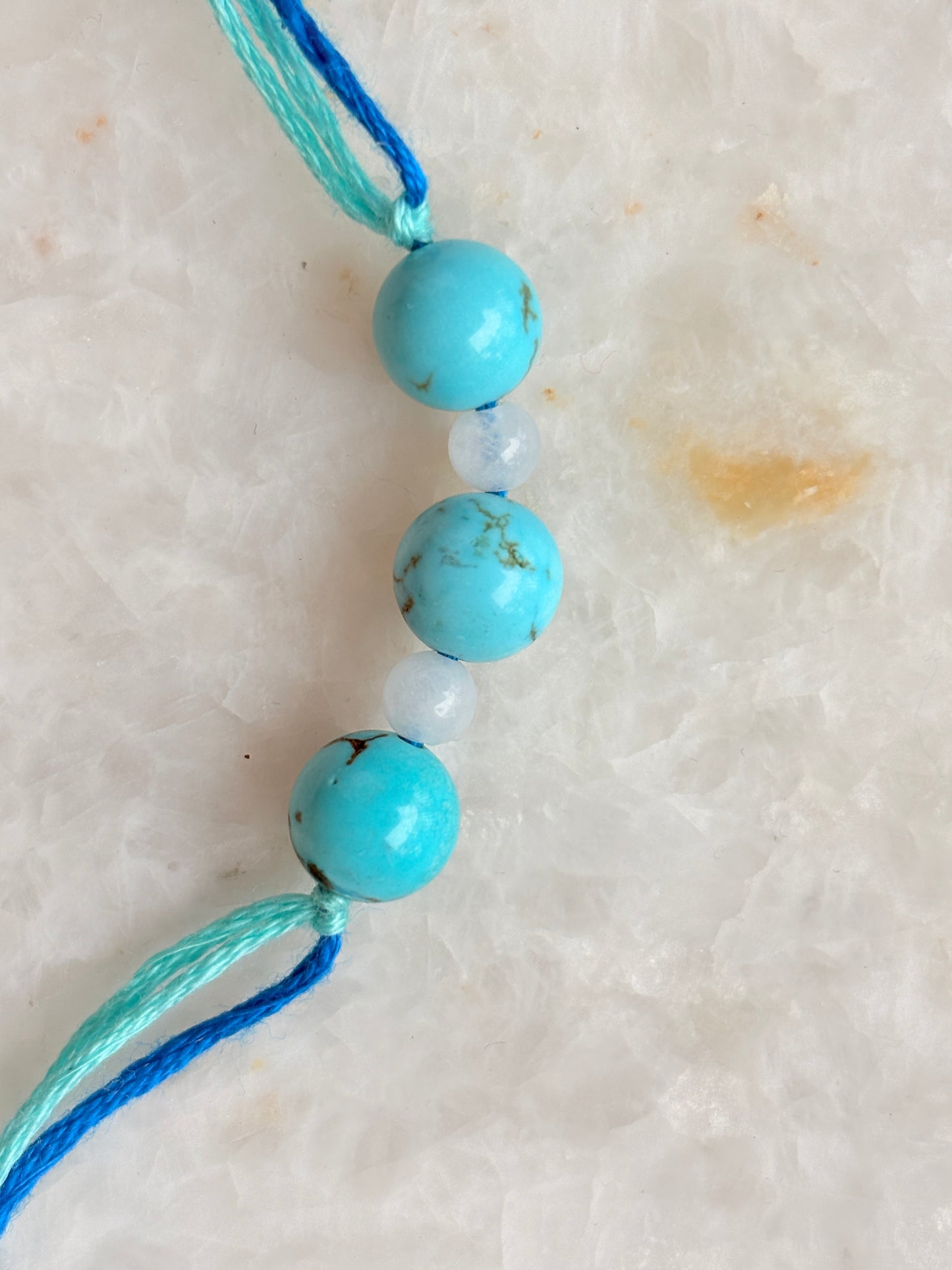 NEEL SHWET BANDH GEMSTONE RAKHI