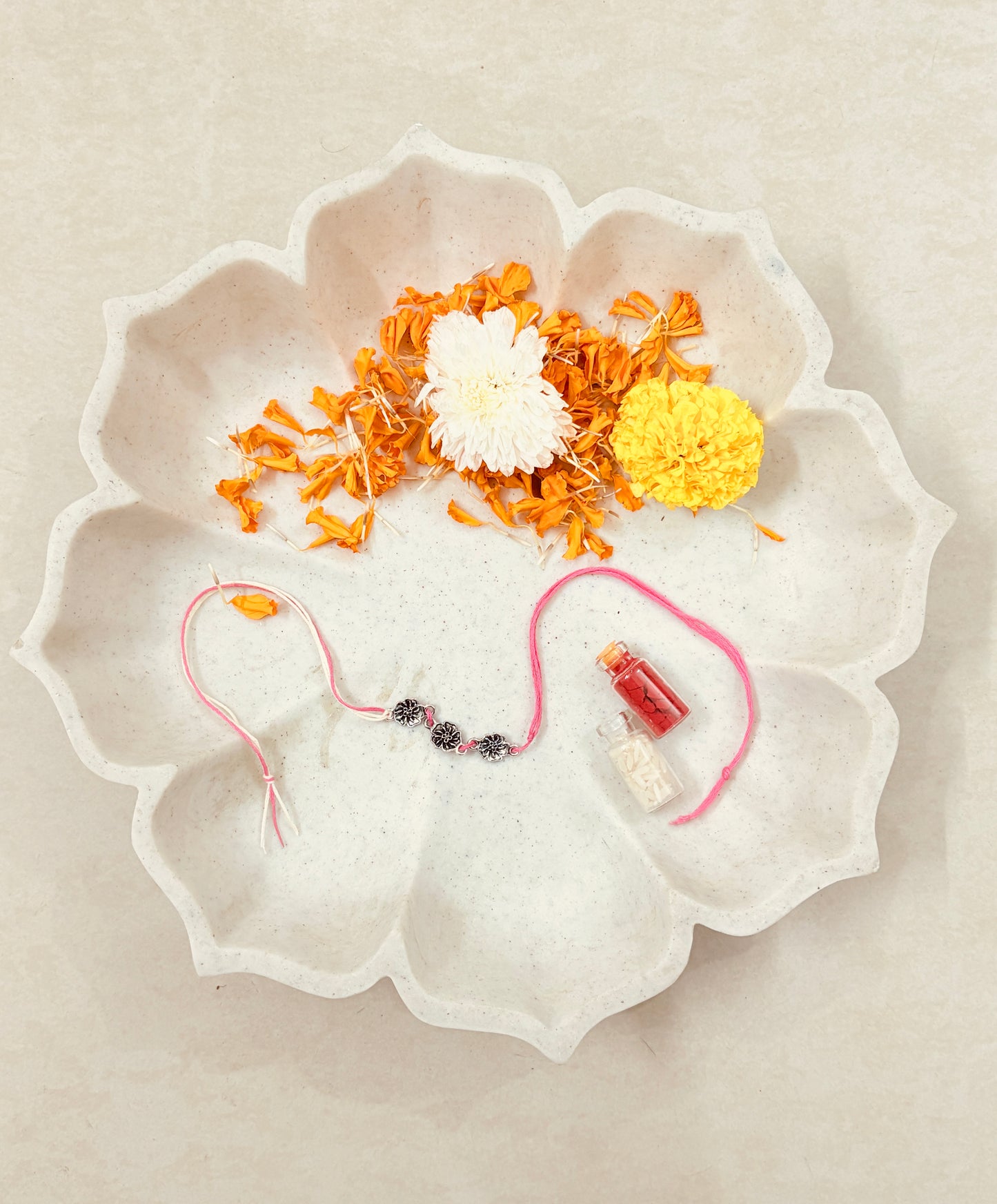 KANAKPUSHP PURE SILVER RAKHI