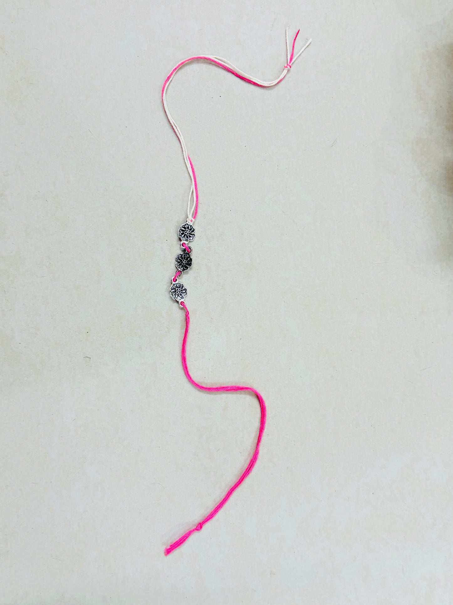KANAKPUSHP PURE SILVER RAKHI